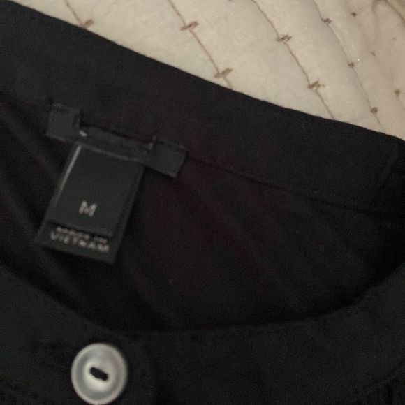 J.Crew black drapey popover button up top - Picture 6 of 6